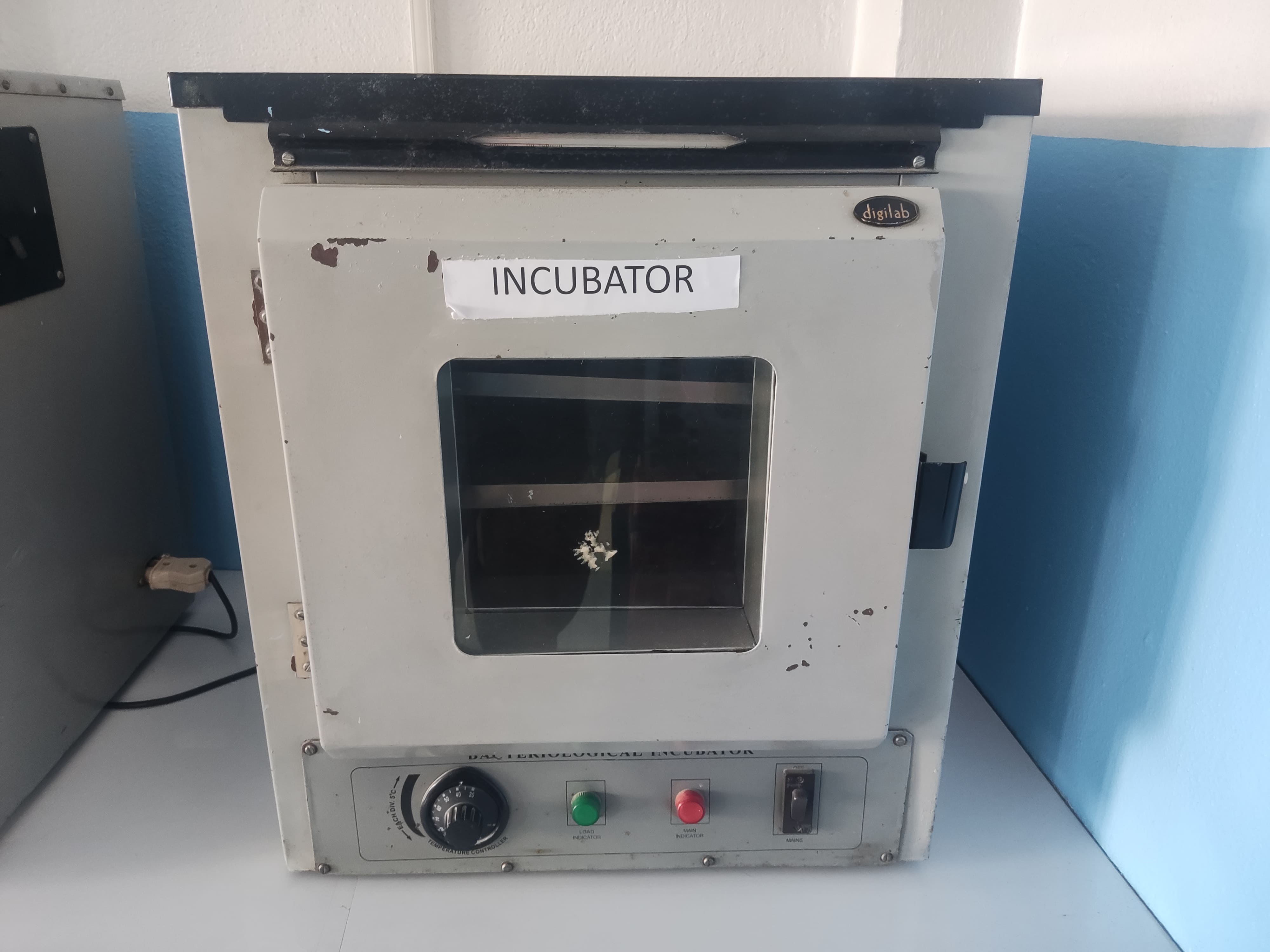 Incubator & Oven